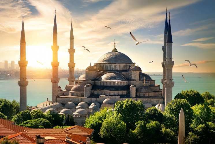 Red Wings запускает рейсы из Минеральных Вод и Оренбурга в Стамбул