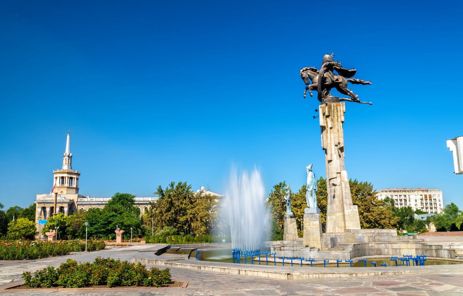 Red Wings запустила рейсы из Махачкалы в Бишкек
