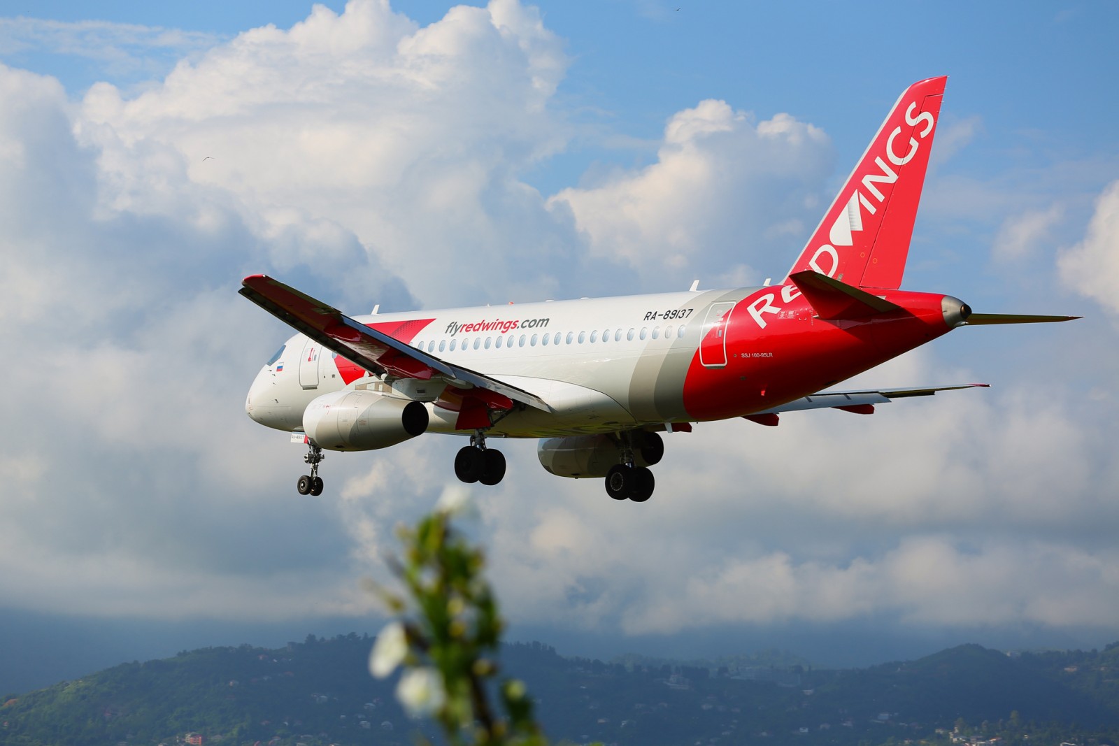 Red Wings открыл новые рейсы из Нарьян-Мар в Махачкалу и Сочи