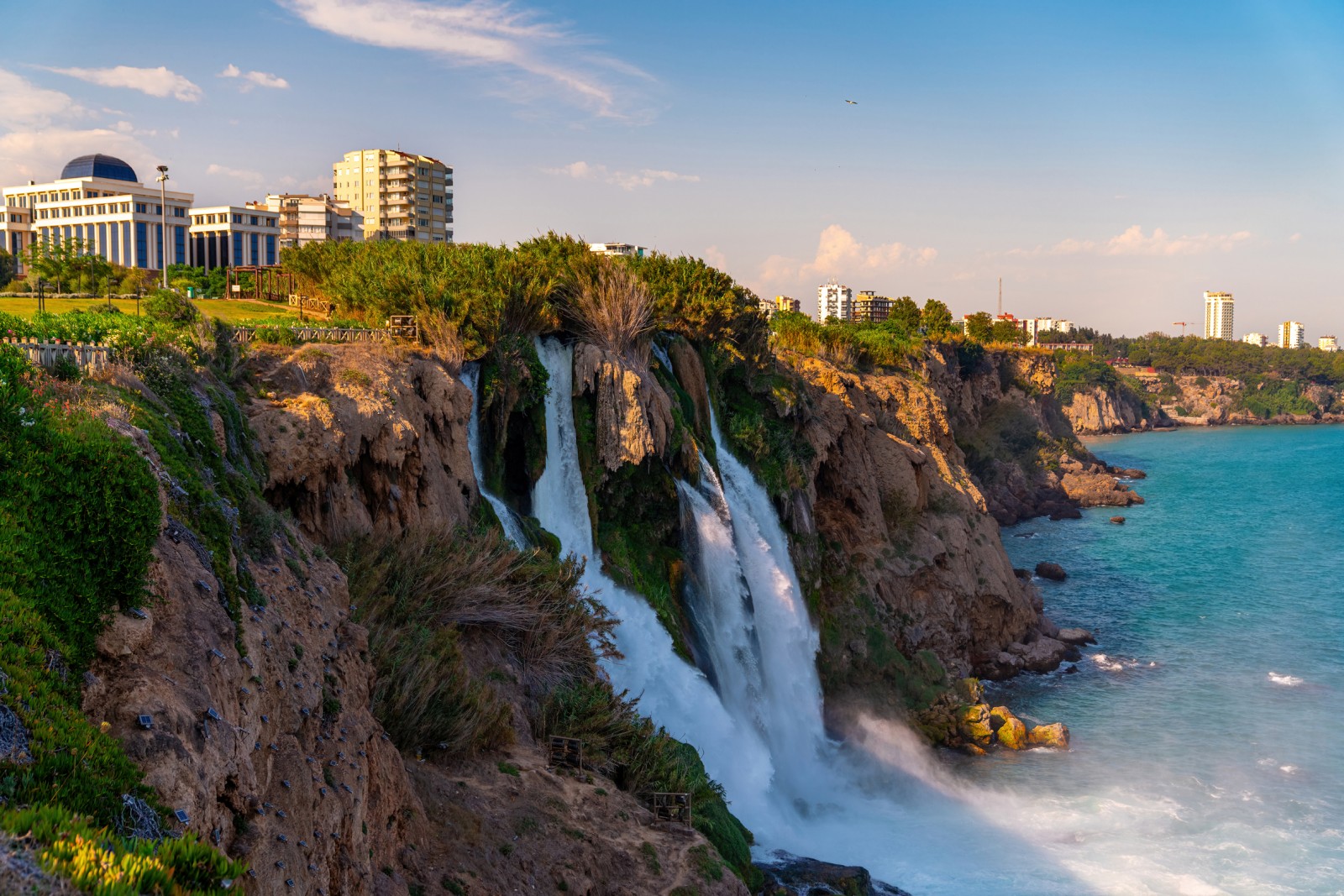 Red Wings начнет летать из Саранска в Анталию